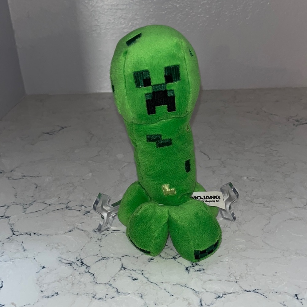 Mojang Minecraft Creeper plush